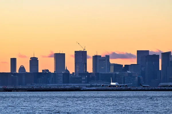 USDOT Announces Nearly $615 Million in Airport Grants as FAA August Spending Nears $1.5 Billion