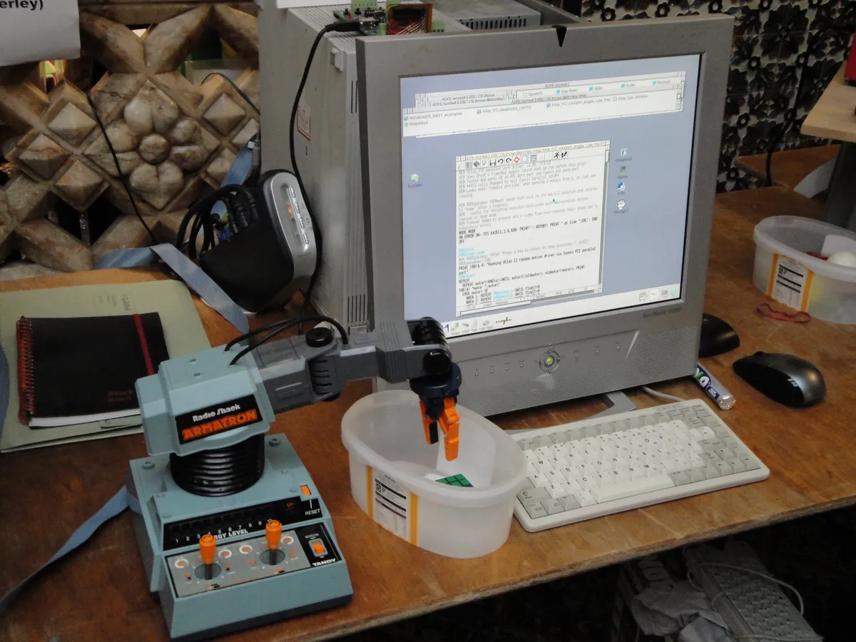 Record crowds fill Vintage Computer Festival as retro collecting grows in AI era